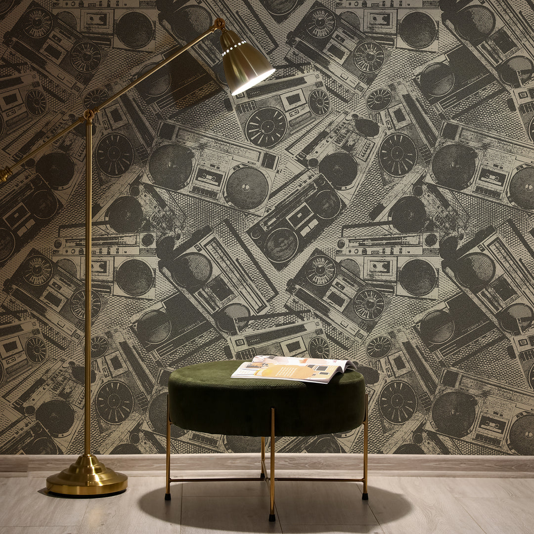 Radio Shack - Grungy <br> Wallpaper